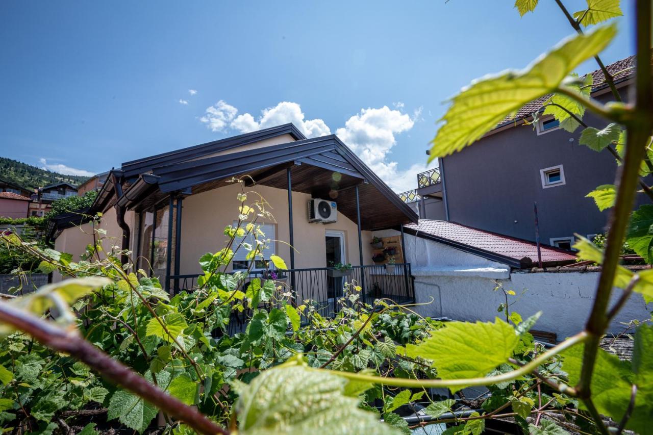 Self Check-In Apartment With Jacuzzi Mostar Ngoại thất bức ảnh