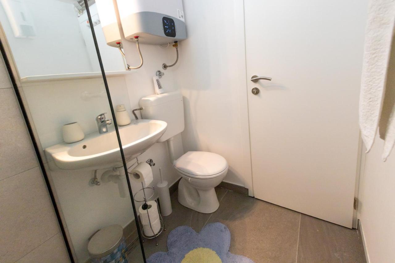 Self Check-In Apartment With Jacuzzi Mostar Ngoại thất bức ảnh