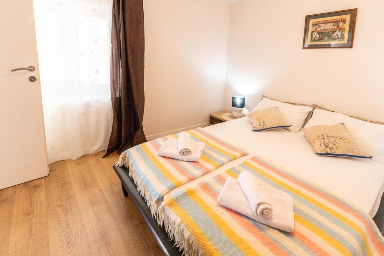 Self Check-In Apartment With Jacuzzi Mostar Ngoại thất bức ảnh