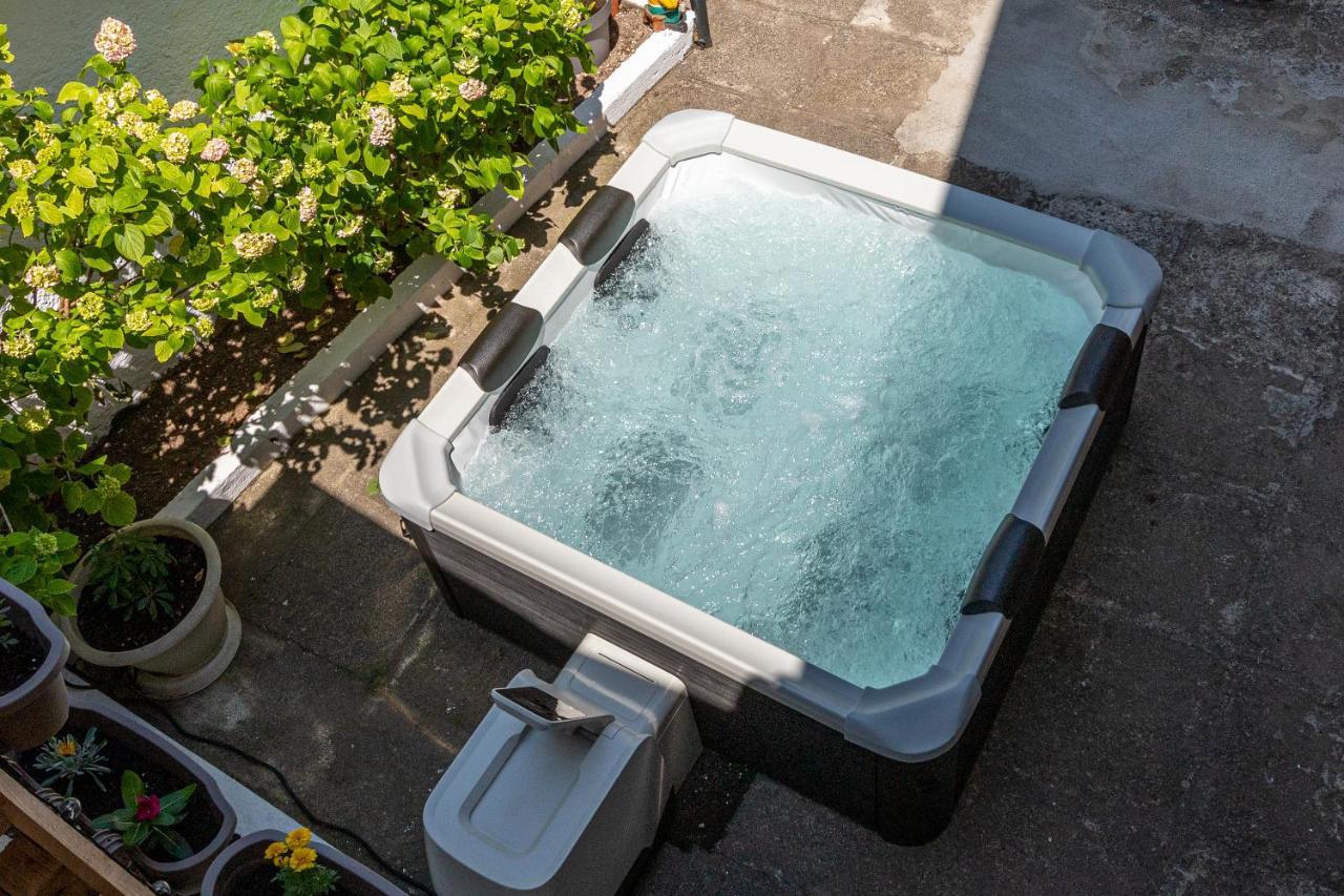 Self Check-In Apartment With Jacuzzi Mostar Ngoại thất bức ảnh